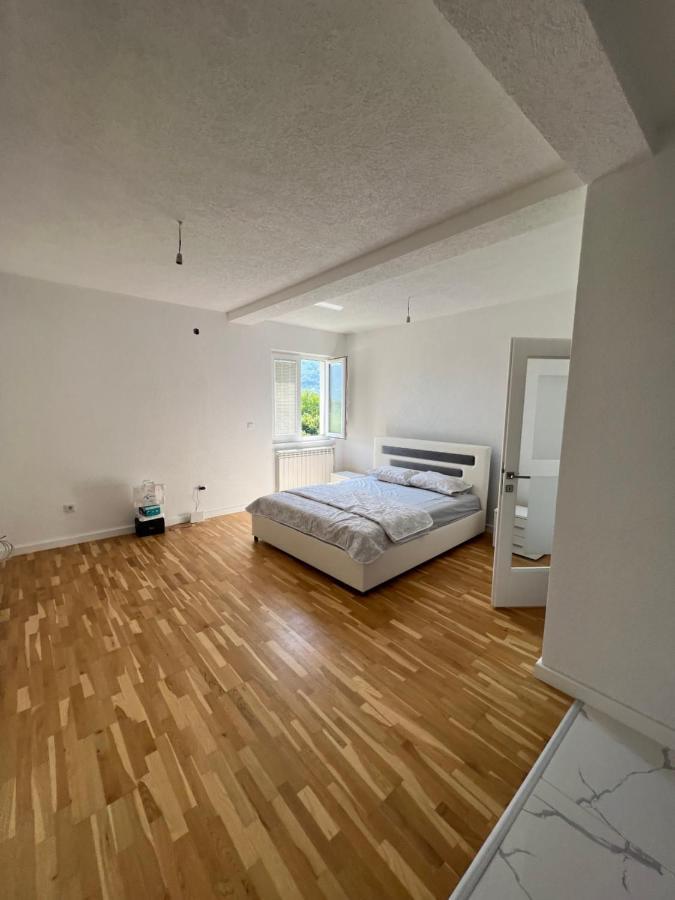 Duca Apartmani Плав Экстерьер фото