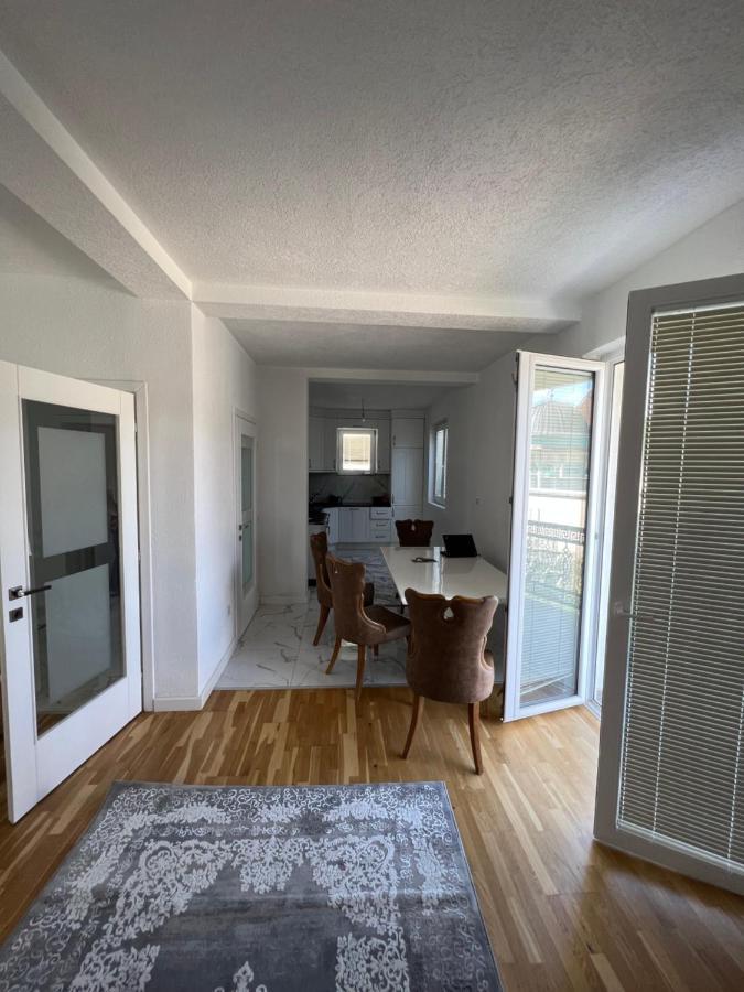 Duca Apartmani Плав Экстерьер фото